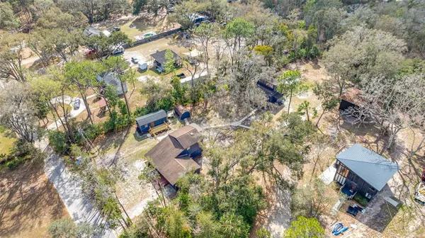 $2,000 | 18812 Carr Drive, Unit C, Lutz, FL 33559