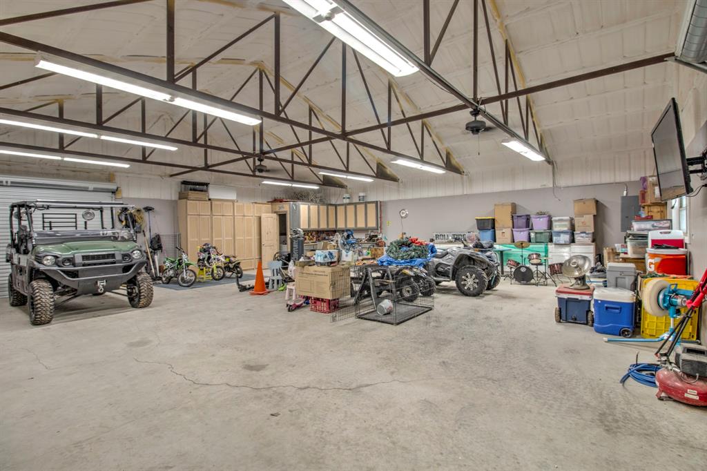 1024 Jordan Creek Road Collinsville, TX 76233 - Photo 32 of 40 A Mans dream workshop, plenty of space for all the outdoor toys, tools, etc...