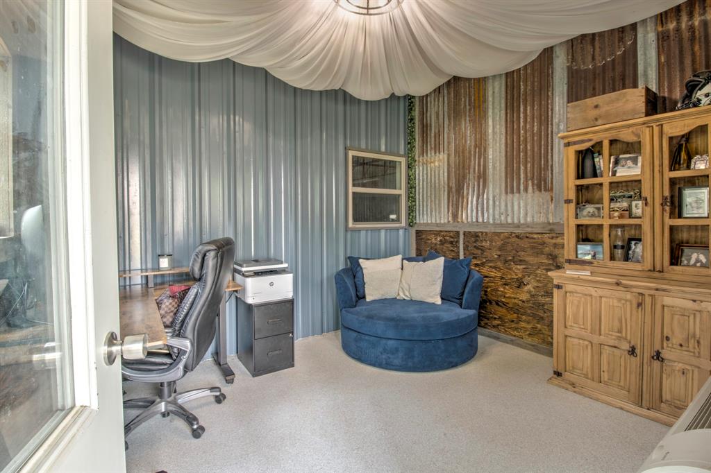 1024 Jordan Creek Road Collinsville, TX 76233 - Photo 33 of 40 Beautiful Office Space, in the Shop!