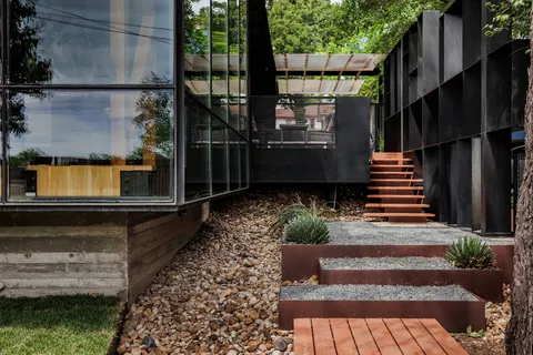 $1,250,000 | 2700 East 12th Street, Austin, TX 78702