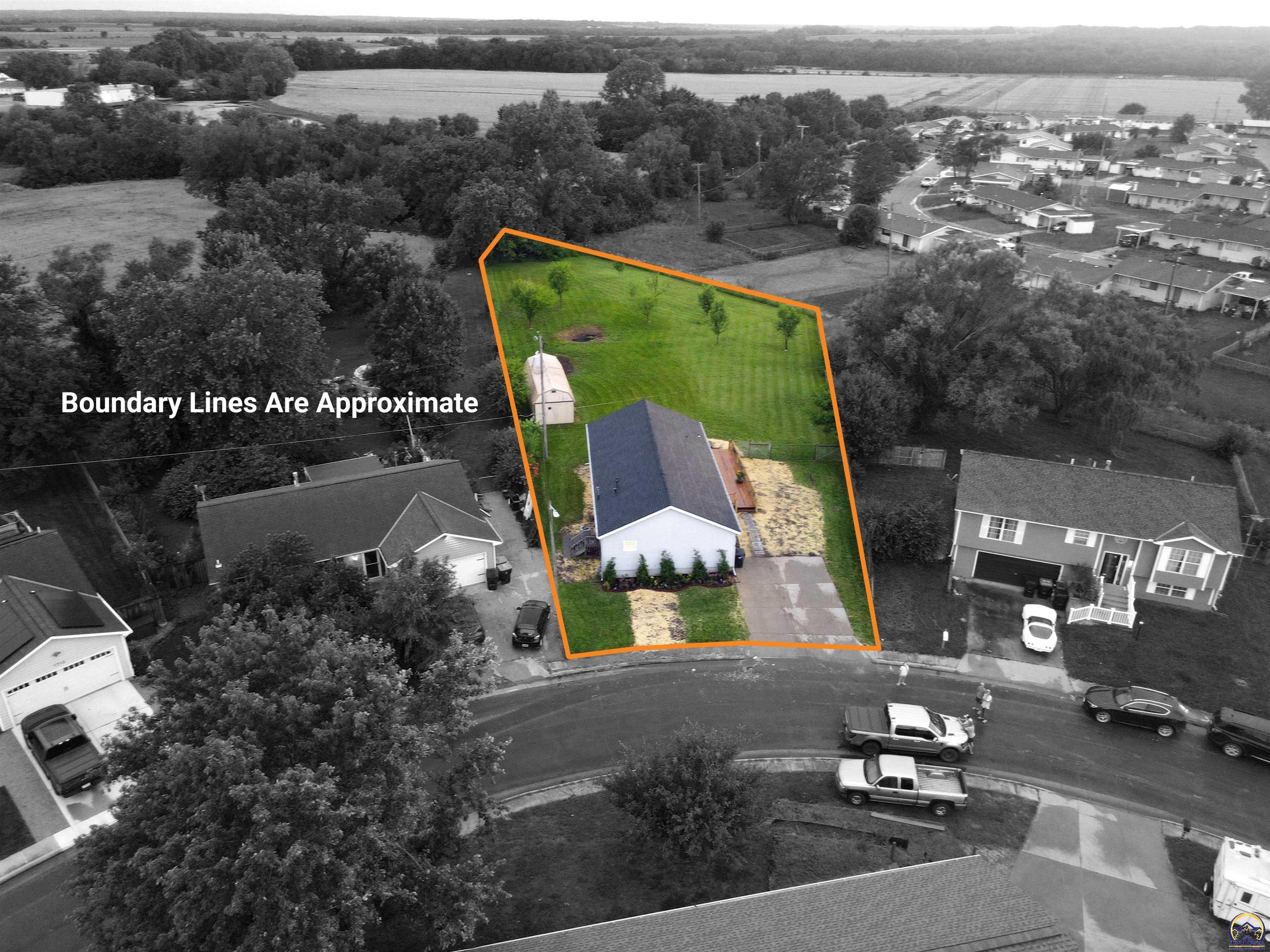 1721 Southwest 72nd Place Topeka, KS 66619 - Photo 4 of 45