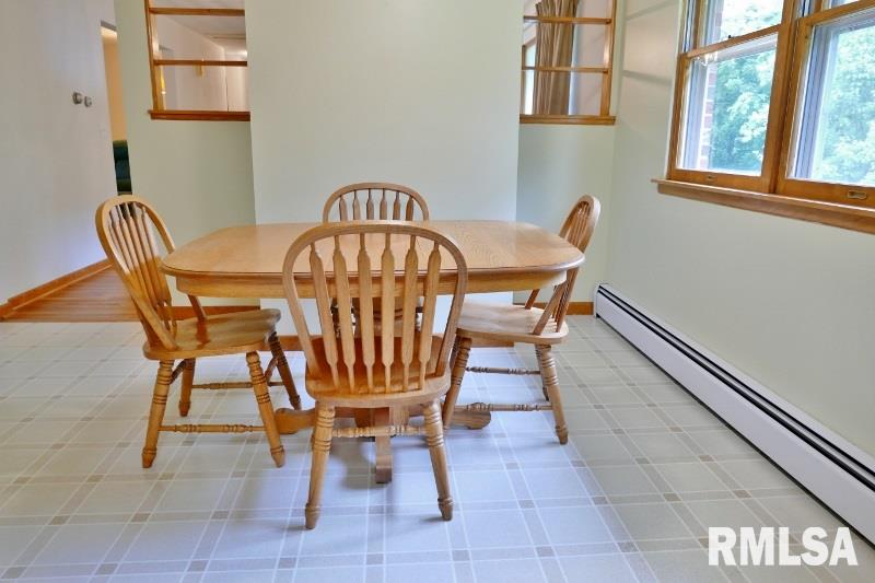 203 Locust Street Washington, IL 61571 - Photo 14 of 32 Gallery Image 14