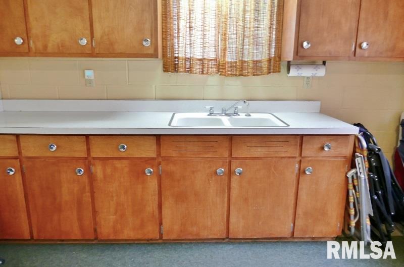 203 Locust Street Washington, IL 61571 - Photo 26 of 32 Gallery Image 26