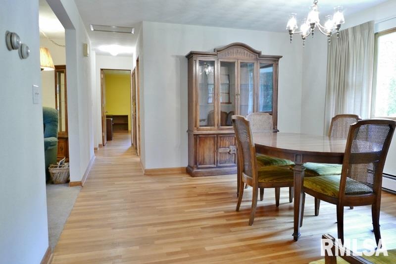 203 Locust Street Washington, IL 61571 - Photo 9 of 32 Gallery Image 9