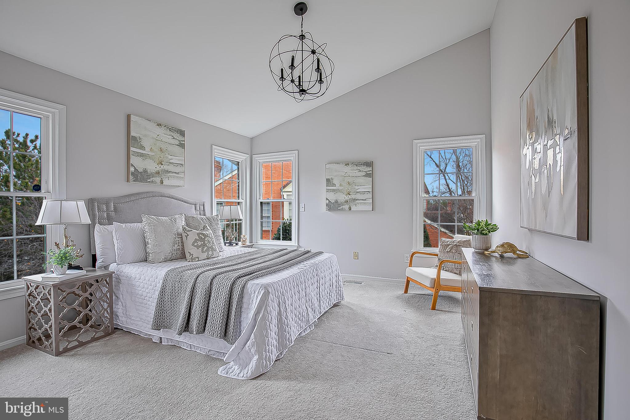 1824 Duffield Lane Alexandria, VA 22307 - Photo 33 of 64 Primary suite