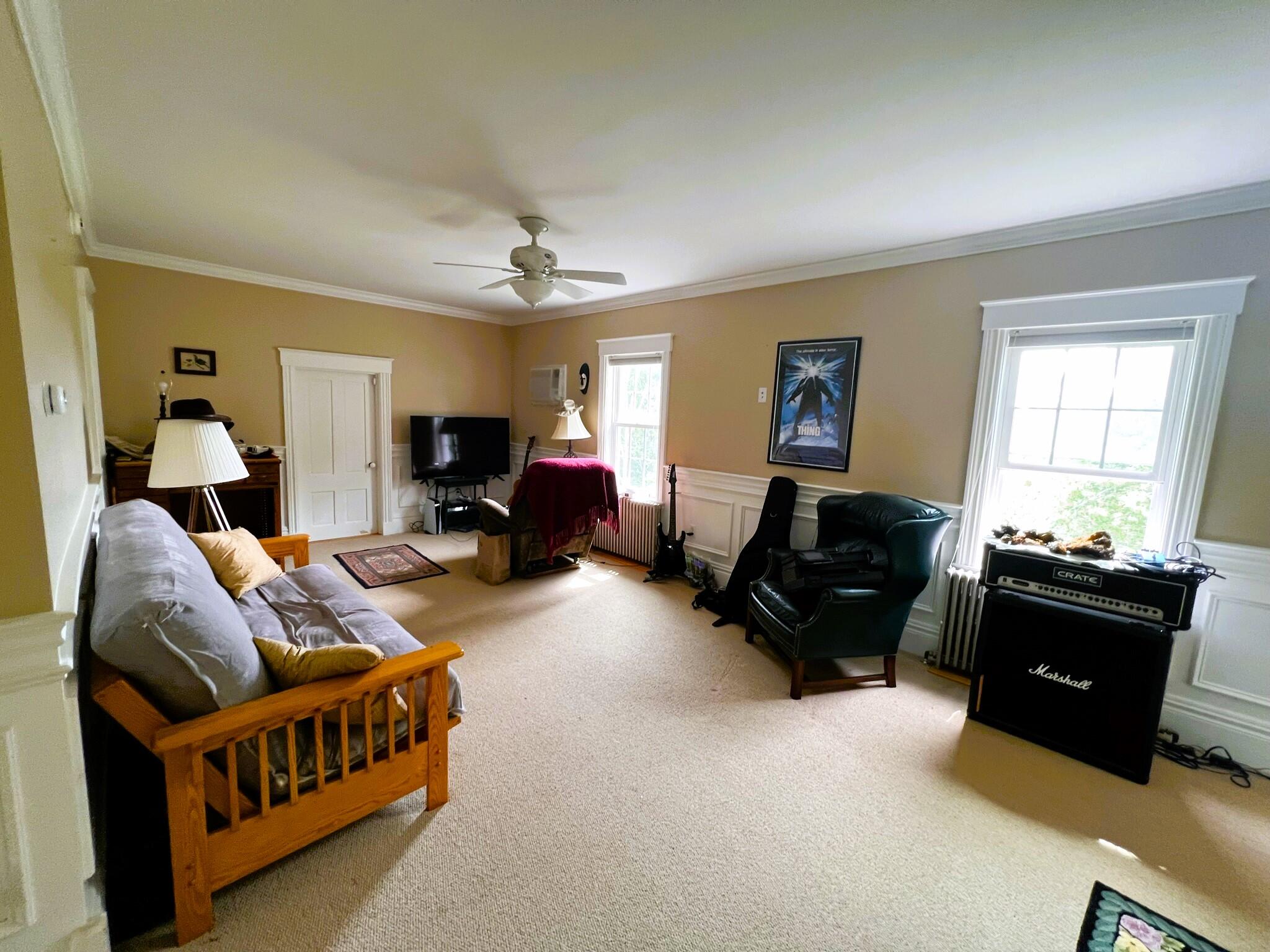 111 Friendship Road Waldoboro, ME 04572 - Photo 17 of 31 Secon Floor Living Room