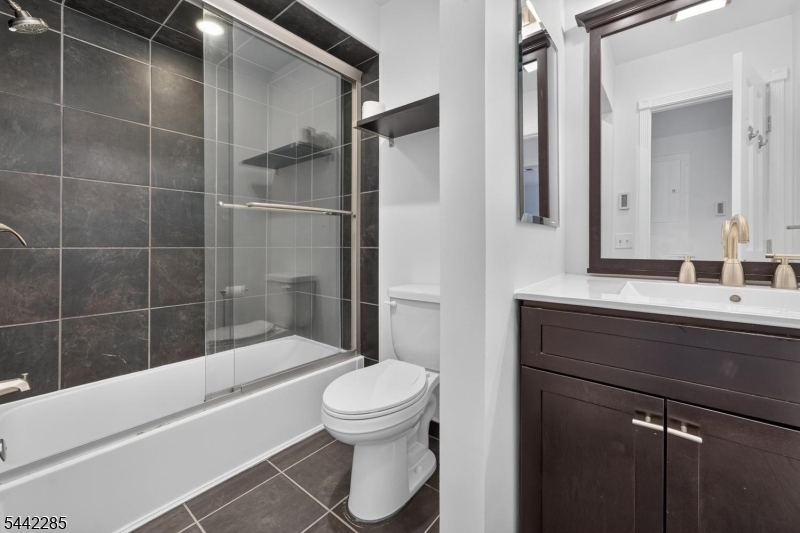 91 North Slope Clinton, NJ 08809 - Photo 24 of 25