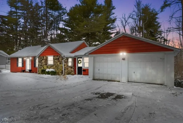 $485,000 | 41 Summit Road, Sparta, NJ 07871