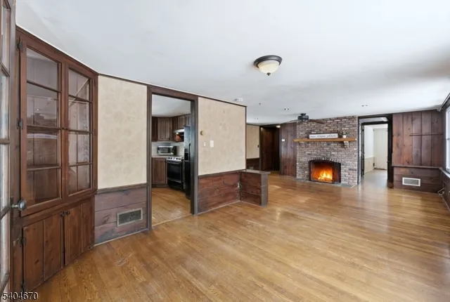 $485,000 | 41 Summit Road, Sparta, NJ 07871