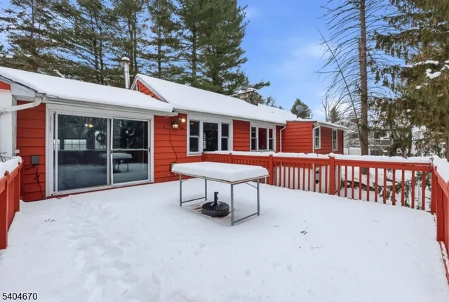 $485,000 | 41 Summit Road, Sparta, NJ 07871