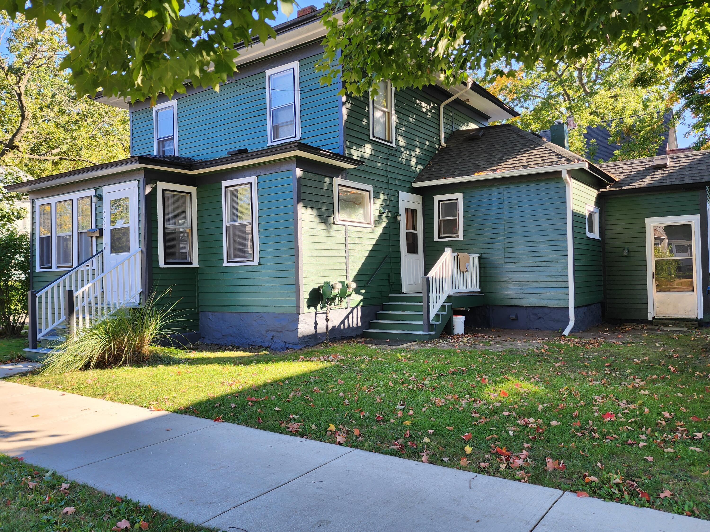502 Locust Street Kalamazoo, MI 49007 - Photo 2 of 16 20221004_163127