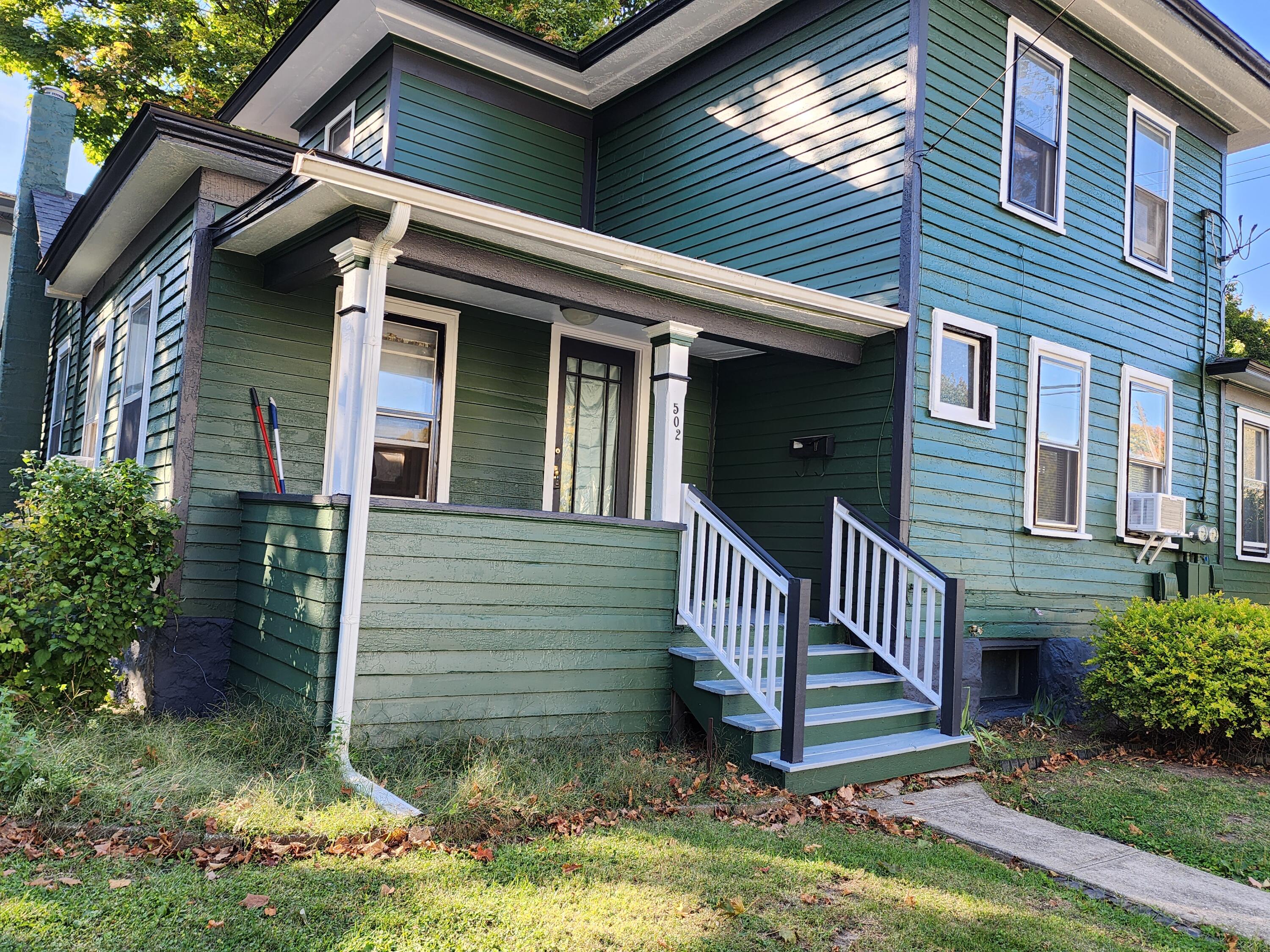 502 Locust Street Kalamazoo, MI 49007 - Photo 3 of 16 20221004_163216