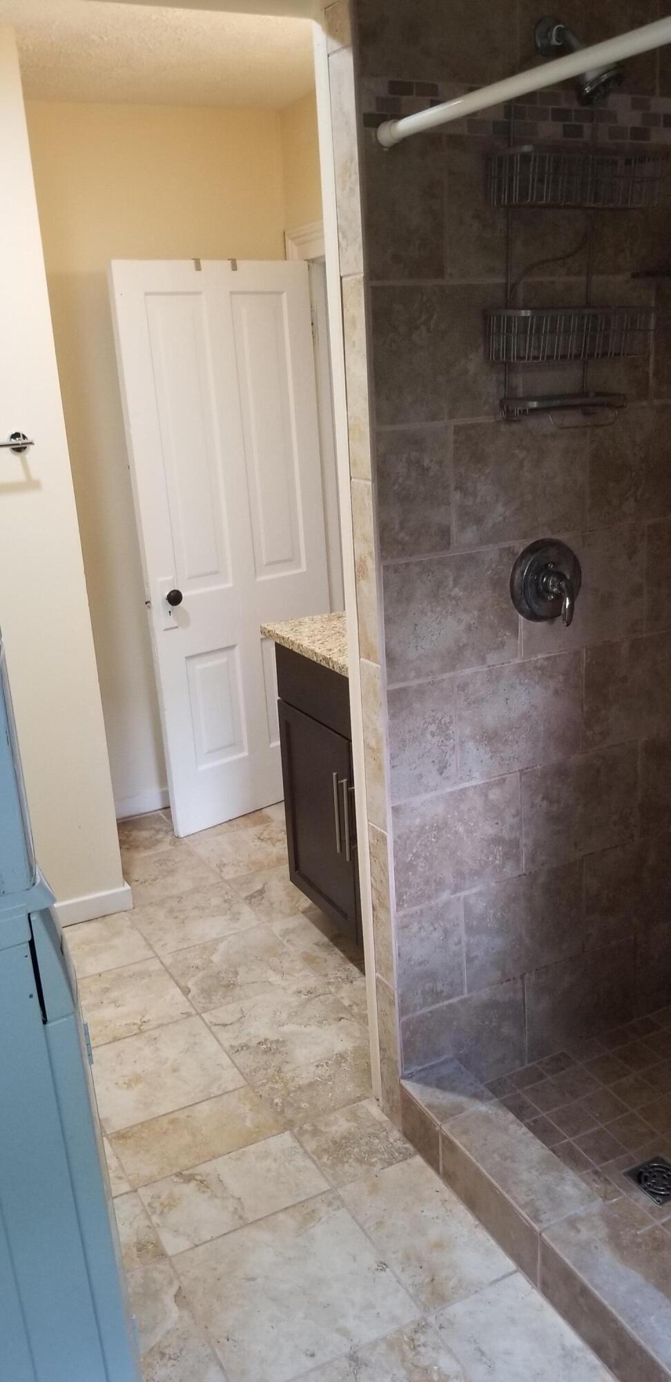 502 Locust Street Kalamazoo, MI 49007 - Photo 7 of 16 20190814_145736