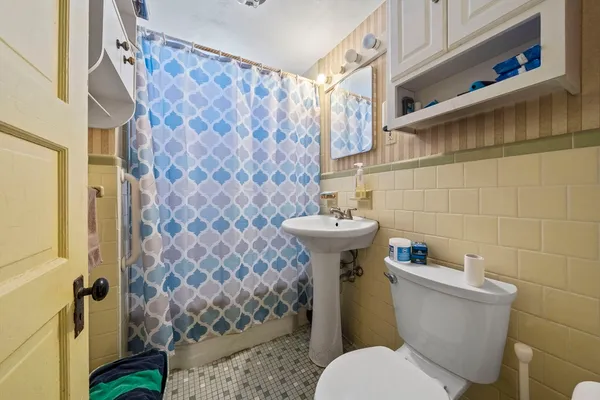 $925,000 | 469-471 Washington Street, Braintree, MA 02184