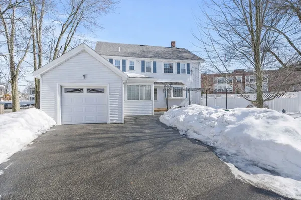 $925,000 | 469-471 Washington Street, Braintree, MA 02184