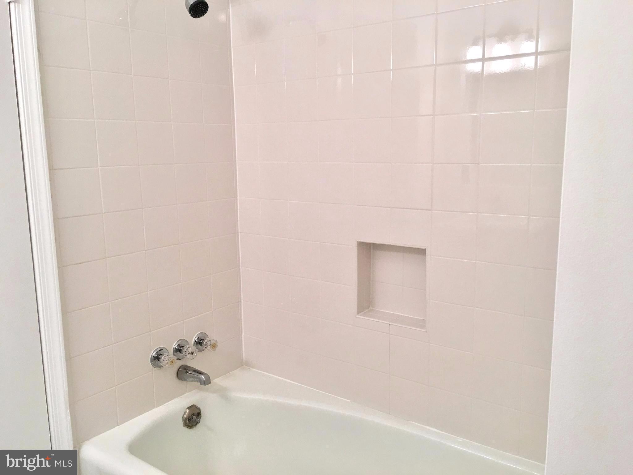 1003 Dead Run Drive McLean, VA 22101 - Photo 16 of 26 Tub/Shower on Main Level