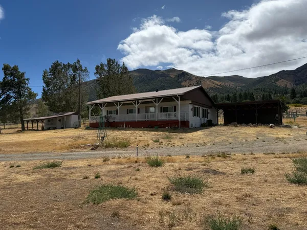 $189,000 | 446-555 Highway 395, Doyle, CA 96109