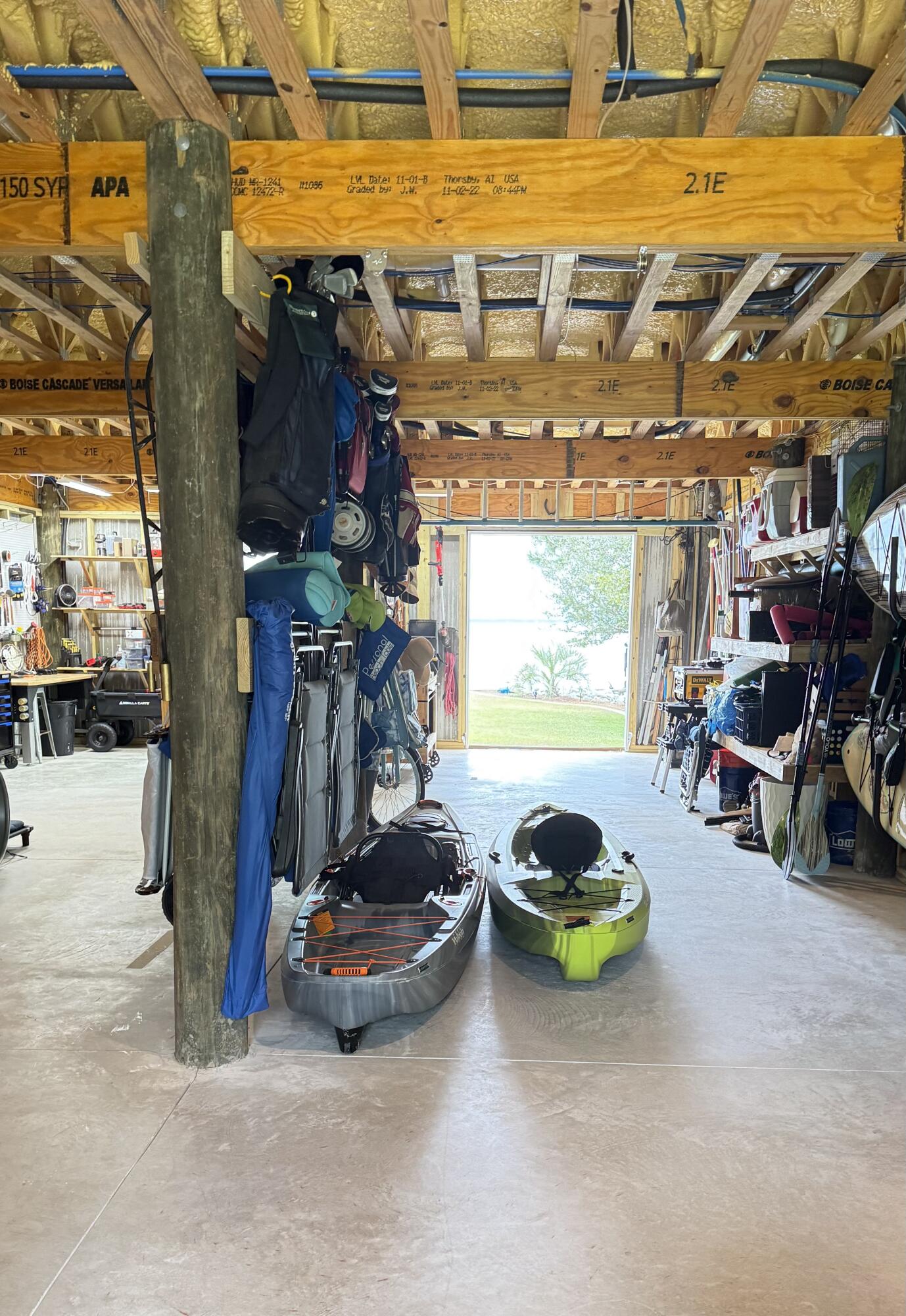68 Dolphin Place Freeport, FL 32439 - Photo 105 of 118 a view of a room with gym equipment