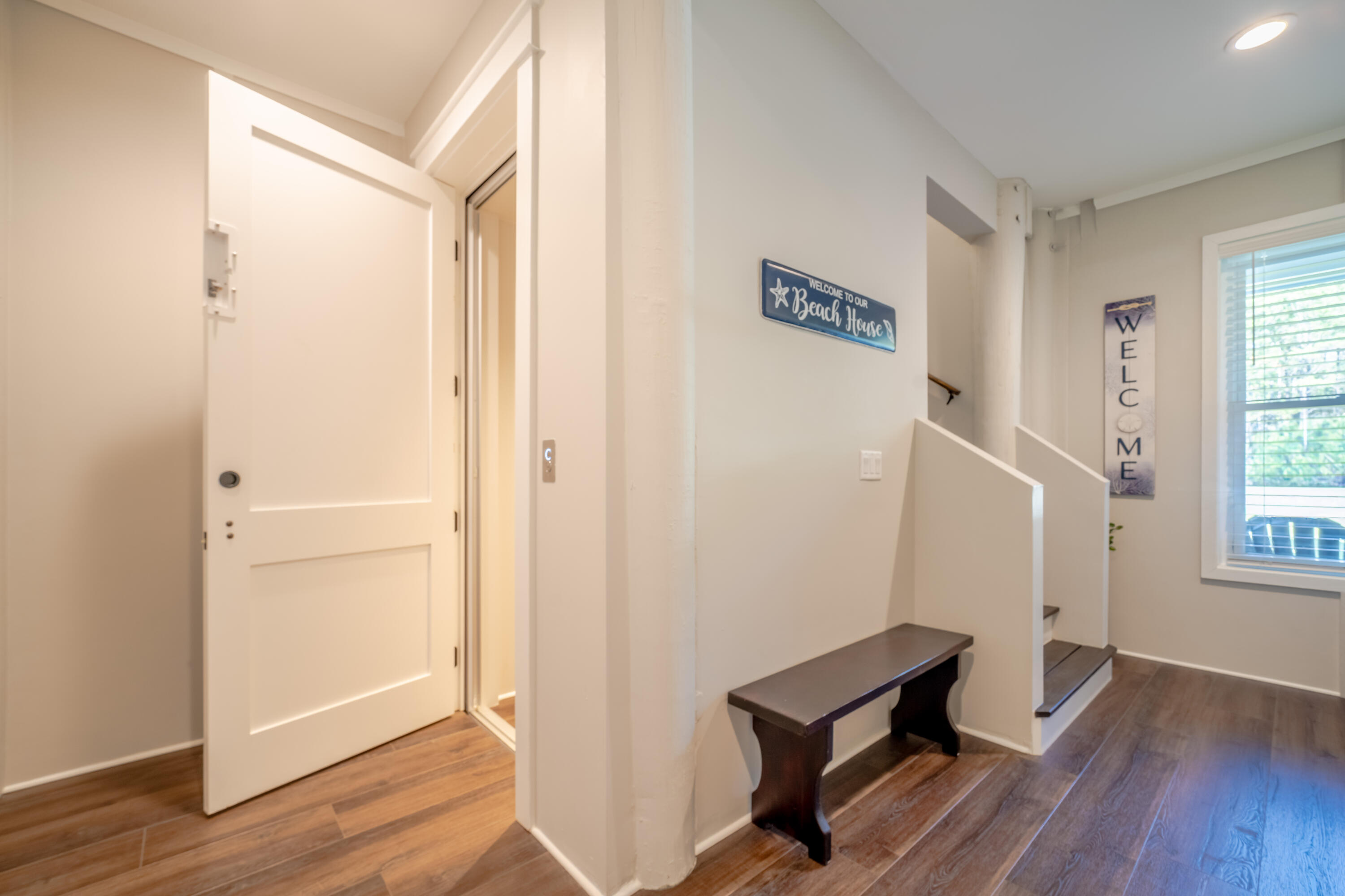 68 Dolphin Place Freeport, FL 32439 - Photo 80 of 118 Lower Level entry