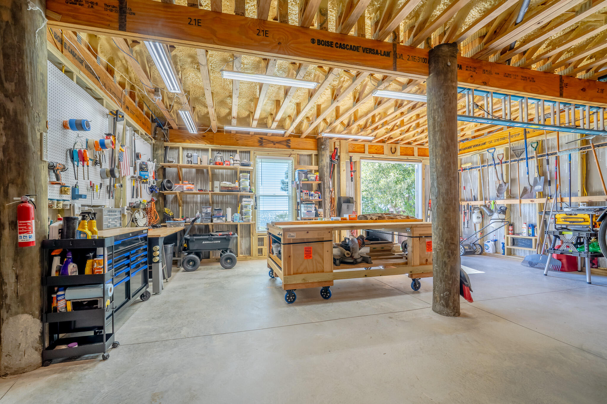 68 Dolphin Place Freeport, FL 32439 - Photo 98 of 118 a living room with lots of furniture and a large window