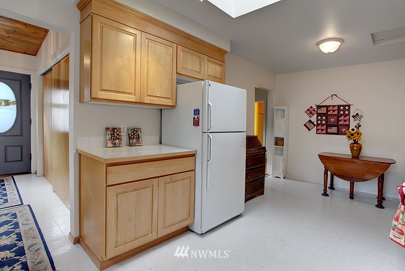 19668 Southeast 150th Street Renton, WA 98059 - Photo 8 of 13