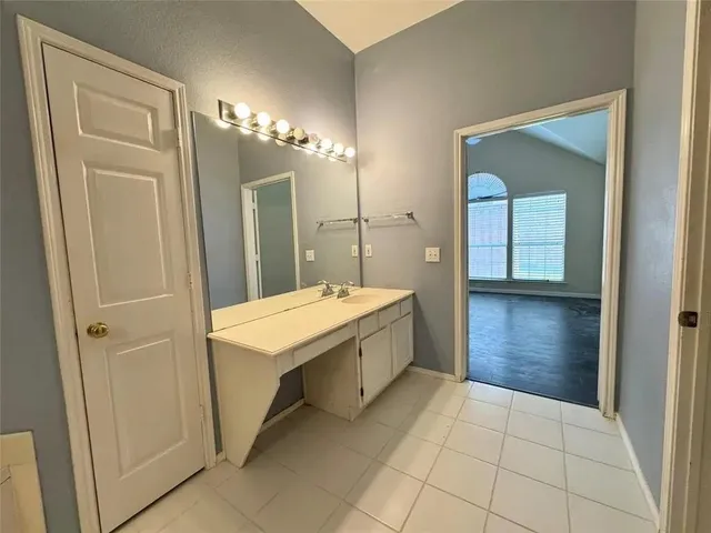 $2,495 | 10218 Stone Falls Lane, Frisco, TX 75035