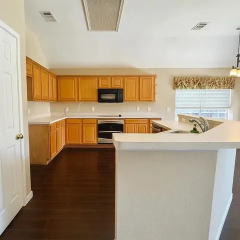 $2,495 | 10218 Stone Falls Lane, Frisco, TX 75035