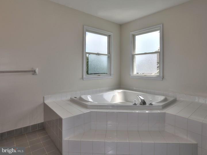93 Brooks Road Moorestown, NJ 08057 - Photo 19 of 25