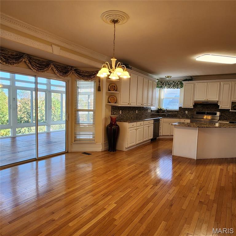 1102 Nooning Tree Drive Chesterfield, MO 63017 - Photo 19 of 54