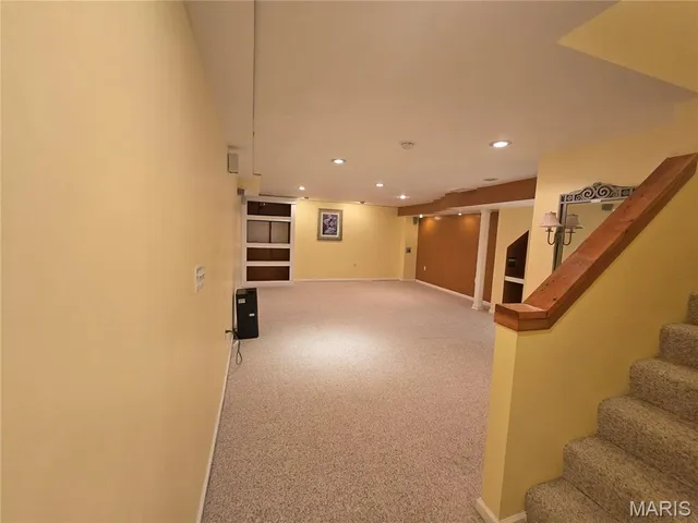 $873,900 | 1102 Nooning Tree Drive, Chesterfield, MO 63017