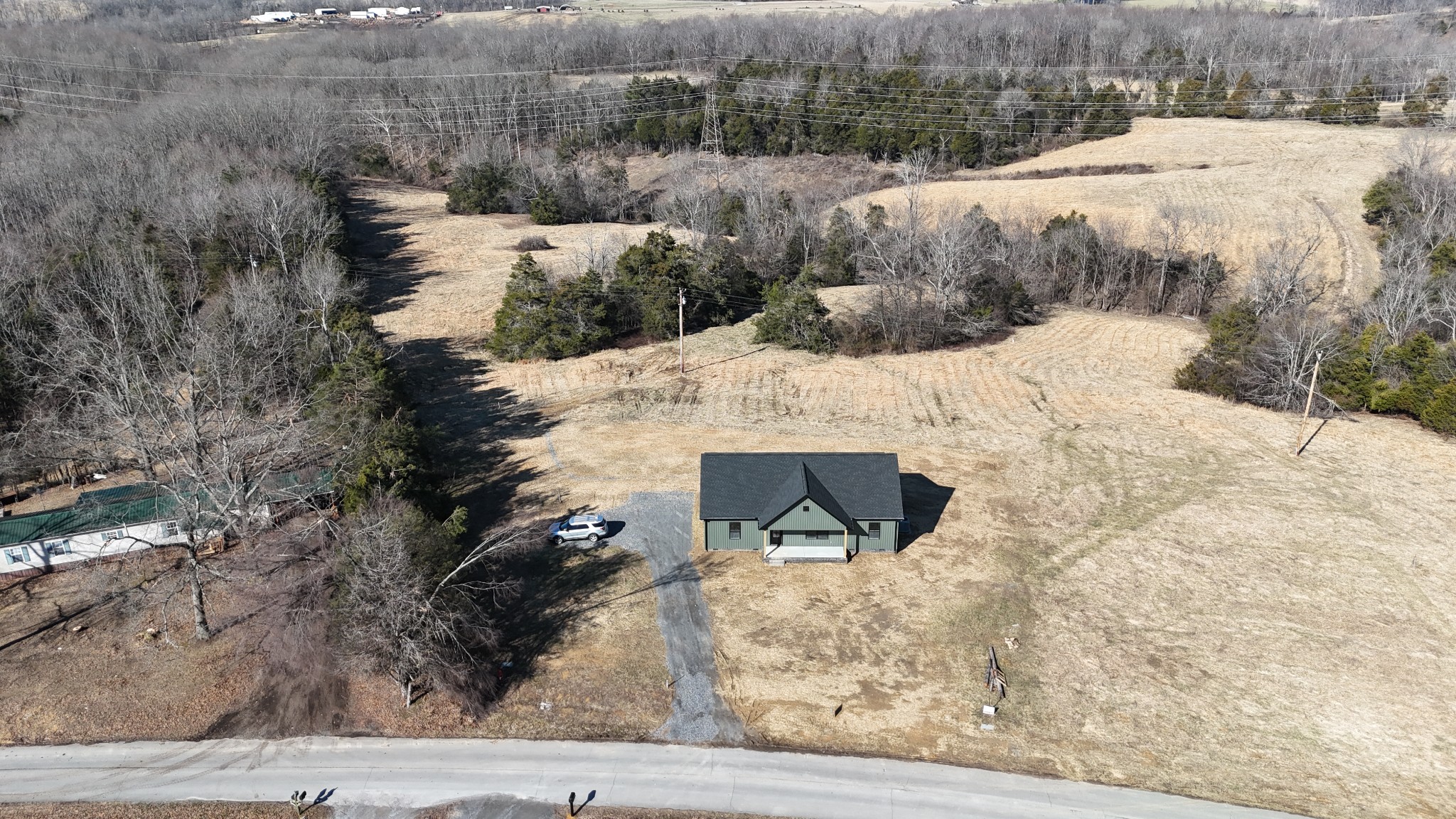 517 Pleasant Hill Road Lafayette, TN 37083 - Photo 32 of 39 a view of a outdoor space