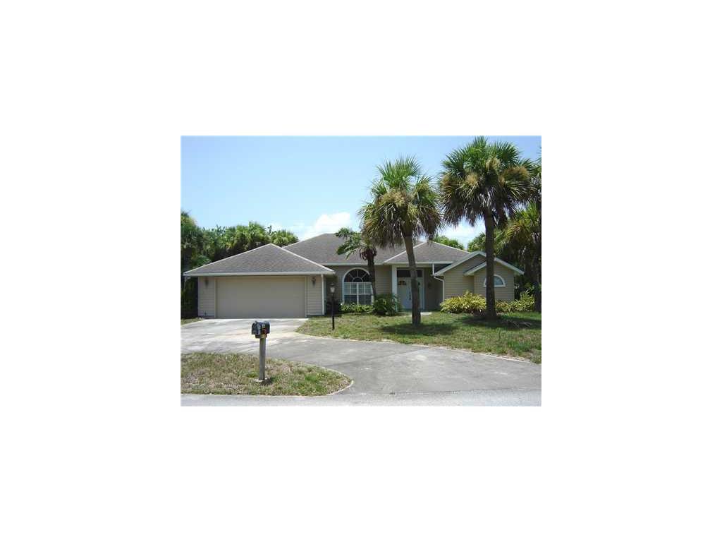 1065 Clipper Road Vero Beach, FL 32963 - Photo 1 of 8 Gallery Image 1