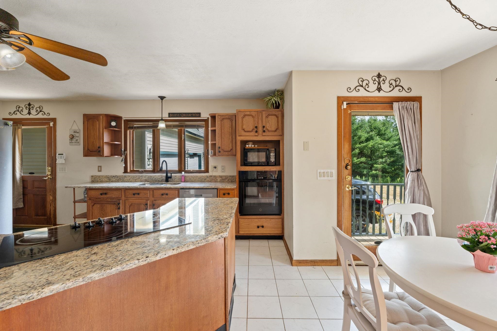 103 Renshaw Road Weare, NH 03281 - Photo 20 of 59