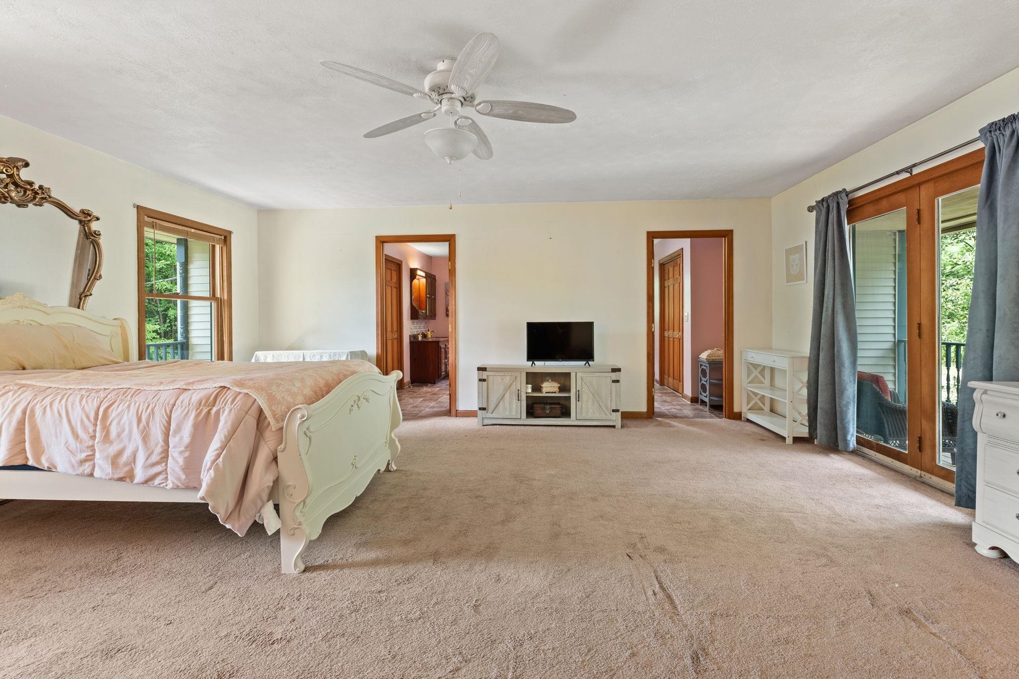 103 Renshaw Road Weare, NH 03281 - Photo 29 of 59