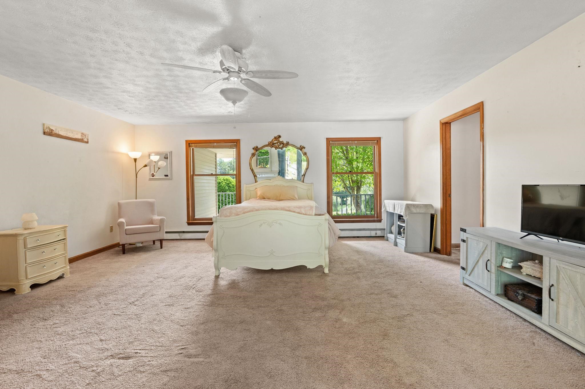 103 Renshaw Road Weare, NH 03281 - Photo 30 of 59