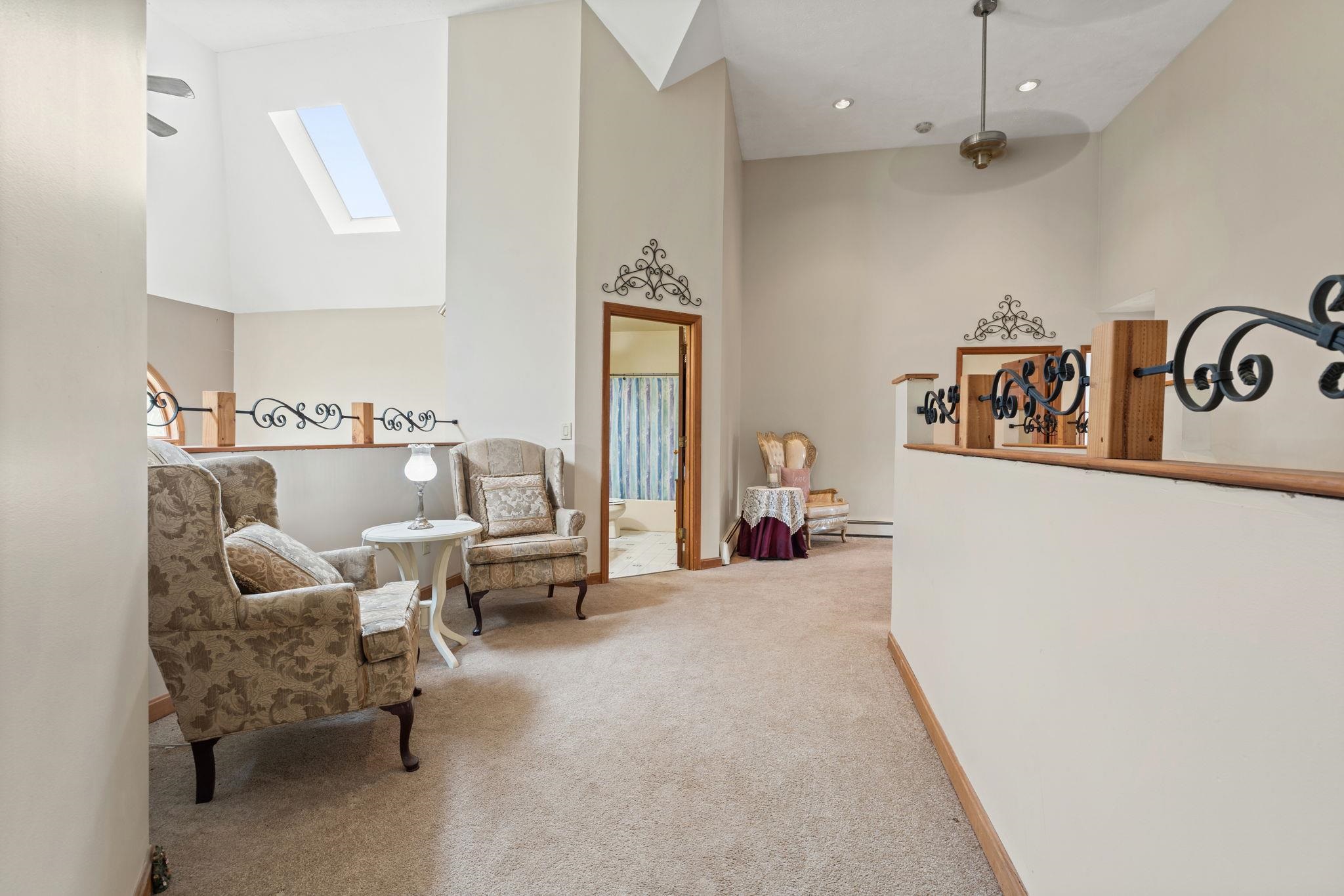 103 Renshaw Road Weare, NH 03281 - Photo 38 of 59