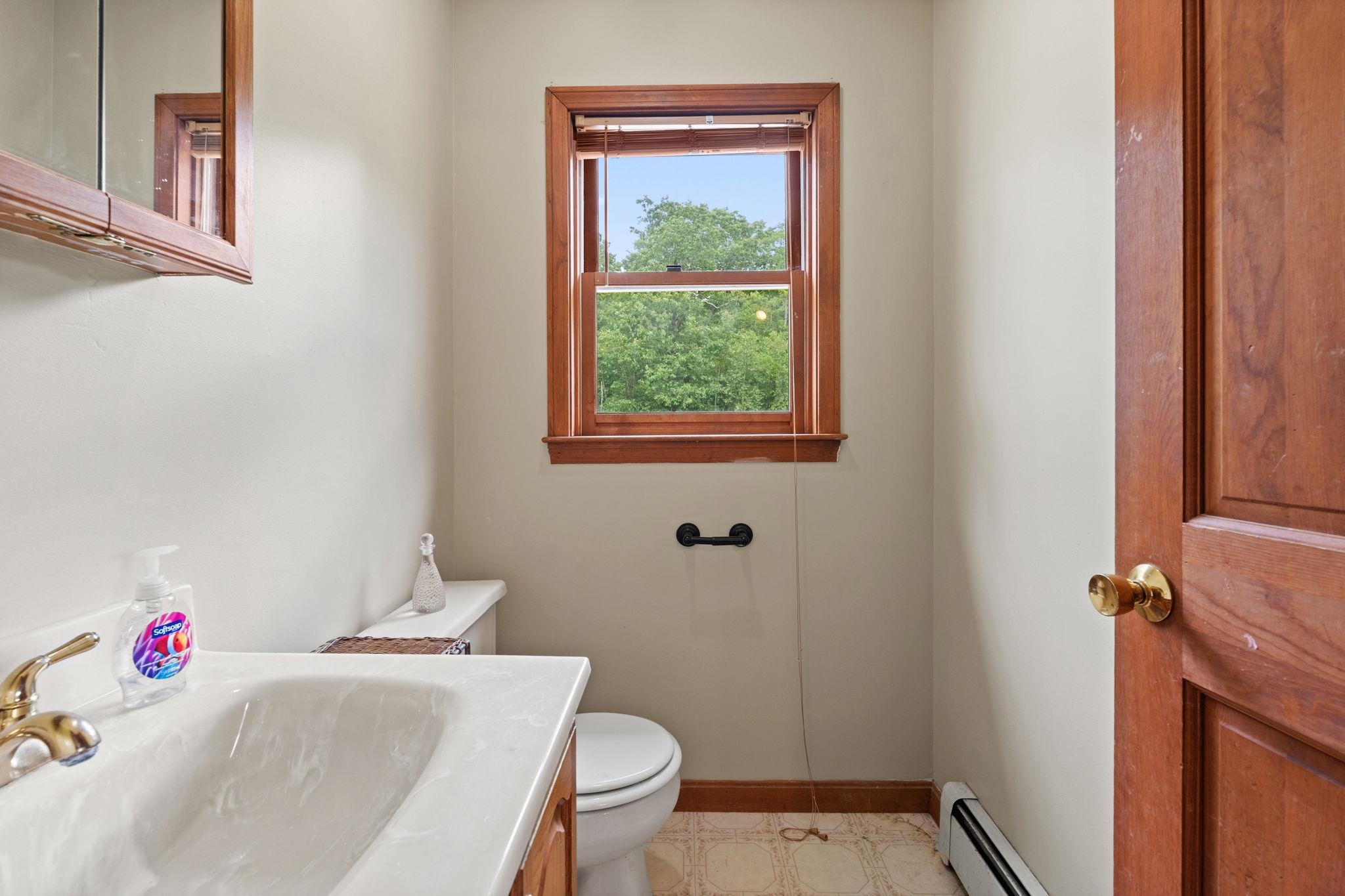 103 Renshaw Road Weare, NH 03281 - Photo 49 of 59