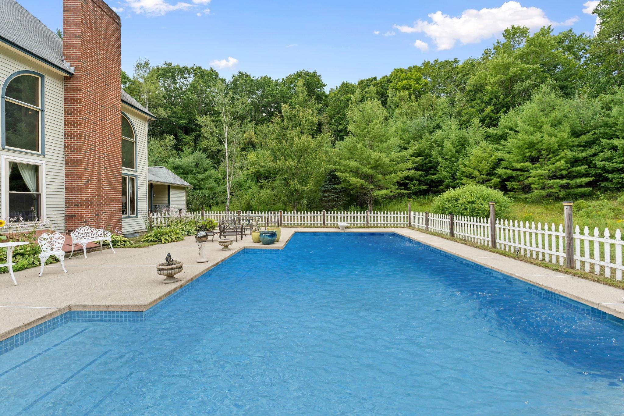 103 Renshaw Road Weare, NH 03281 - Photo 55 of 59