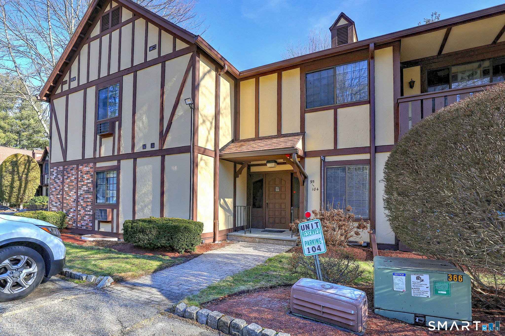 125 Warner Hill Road, Unit 100 Stratford, CT 06614 - Photo 4 of 40