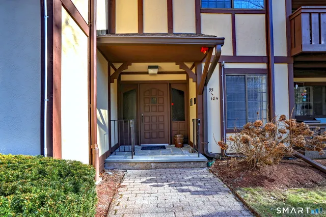 a view of entrance front of house