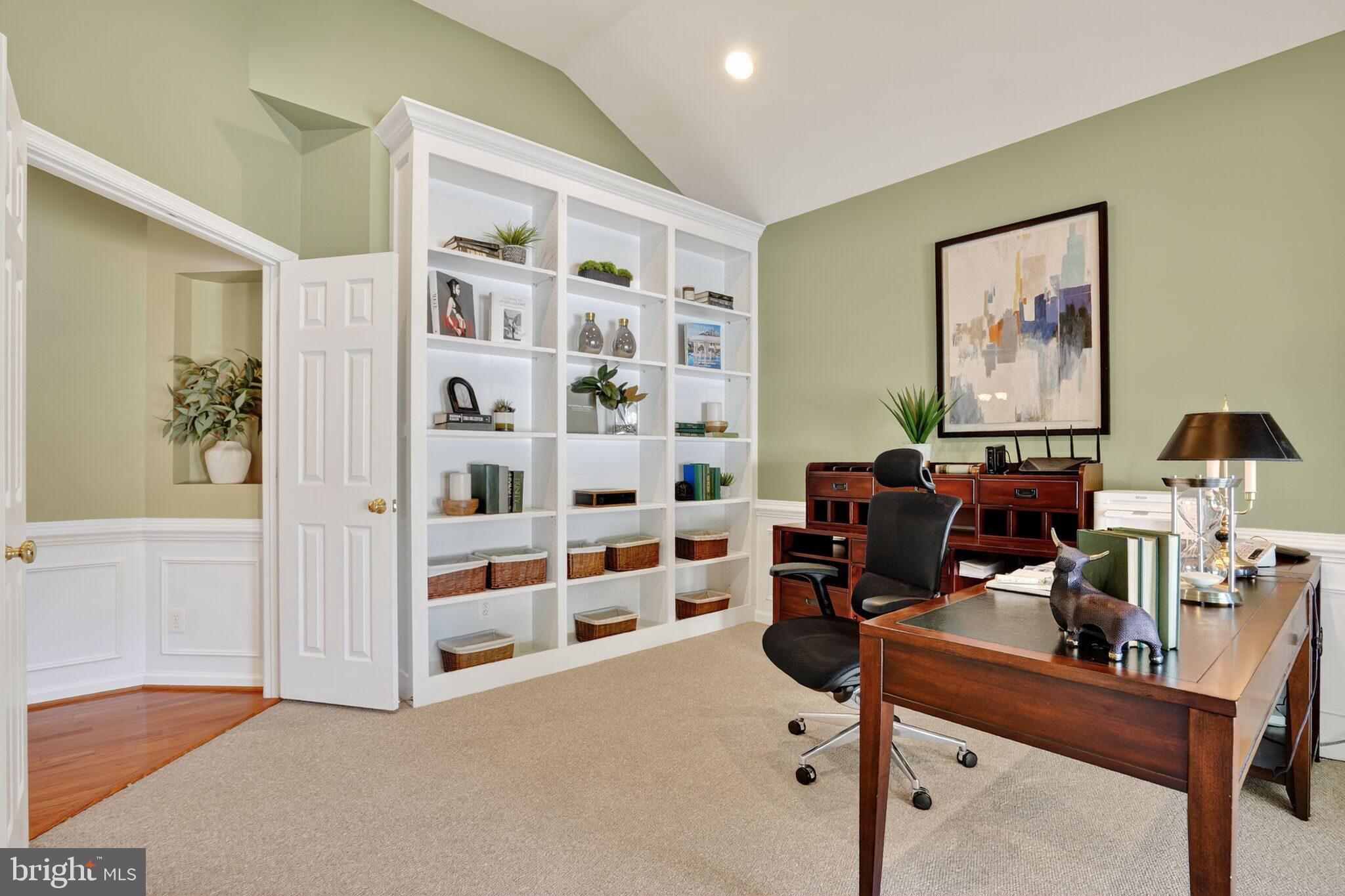 8157 American Holly Road Lorton, VA 22079 - Photo 8 of 48 a view of workspace with workspace and window