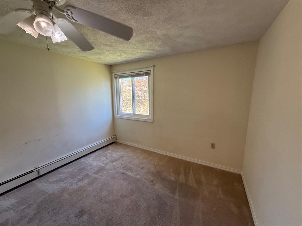 22 Leonard Road Framingham, MA 01701 - Photo 12 of 24