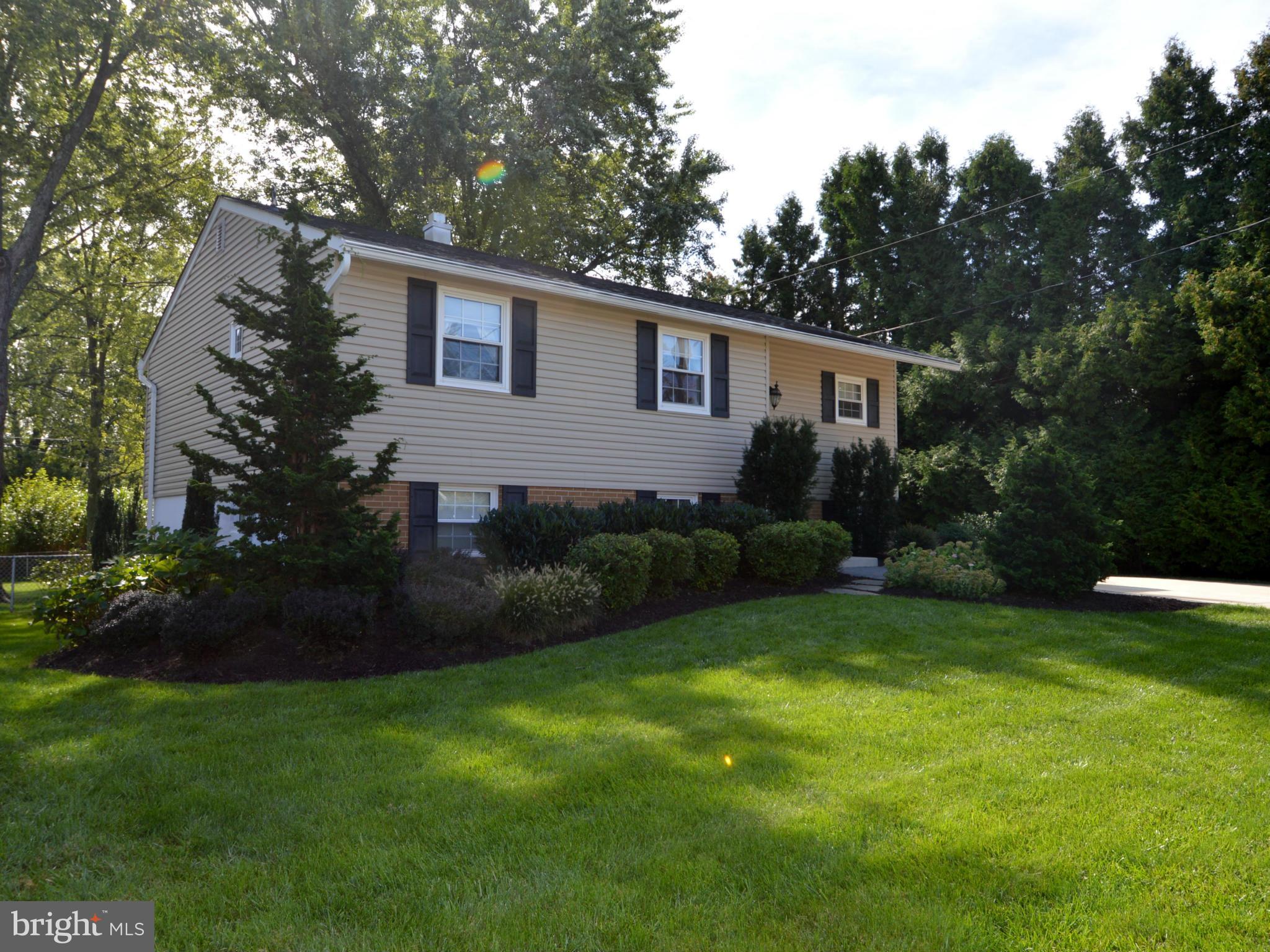 302 Norgulf Road Reisterstown, MD 21136 - Photo 1 of 29 Exterior (Front)