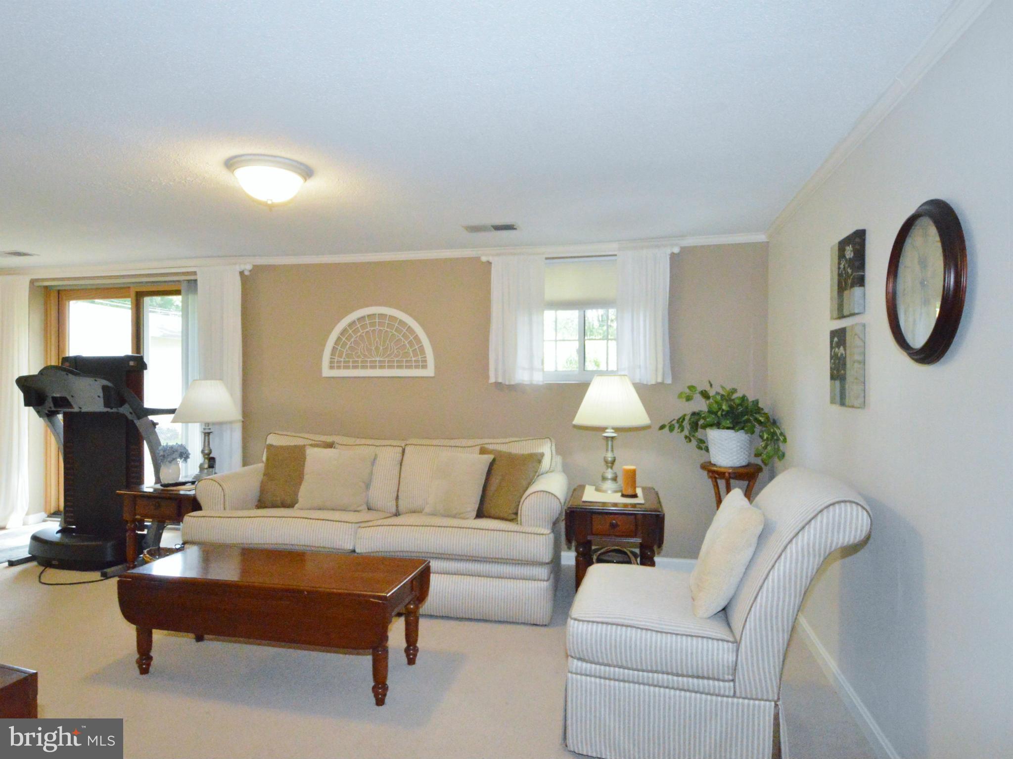 302 Norgulf Road Reisterstown, MD 21136 - Photo 20 of 29 Family Room