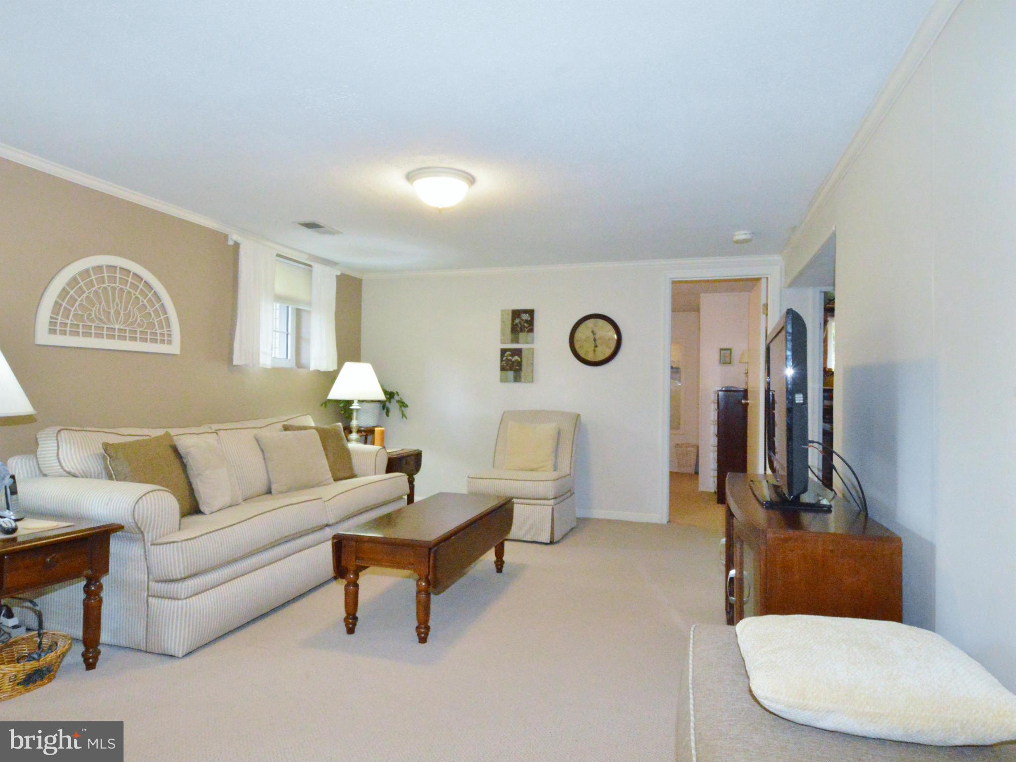 302 Norgulf Road Reisterstown, MD 21136 - Photo 21 of 29 Family Room