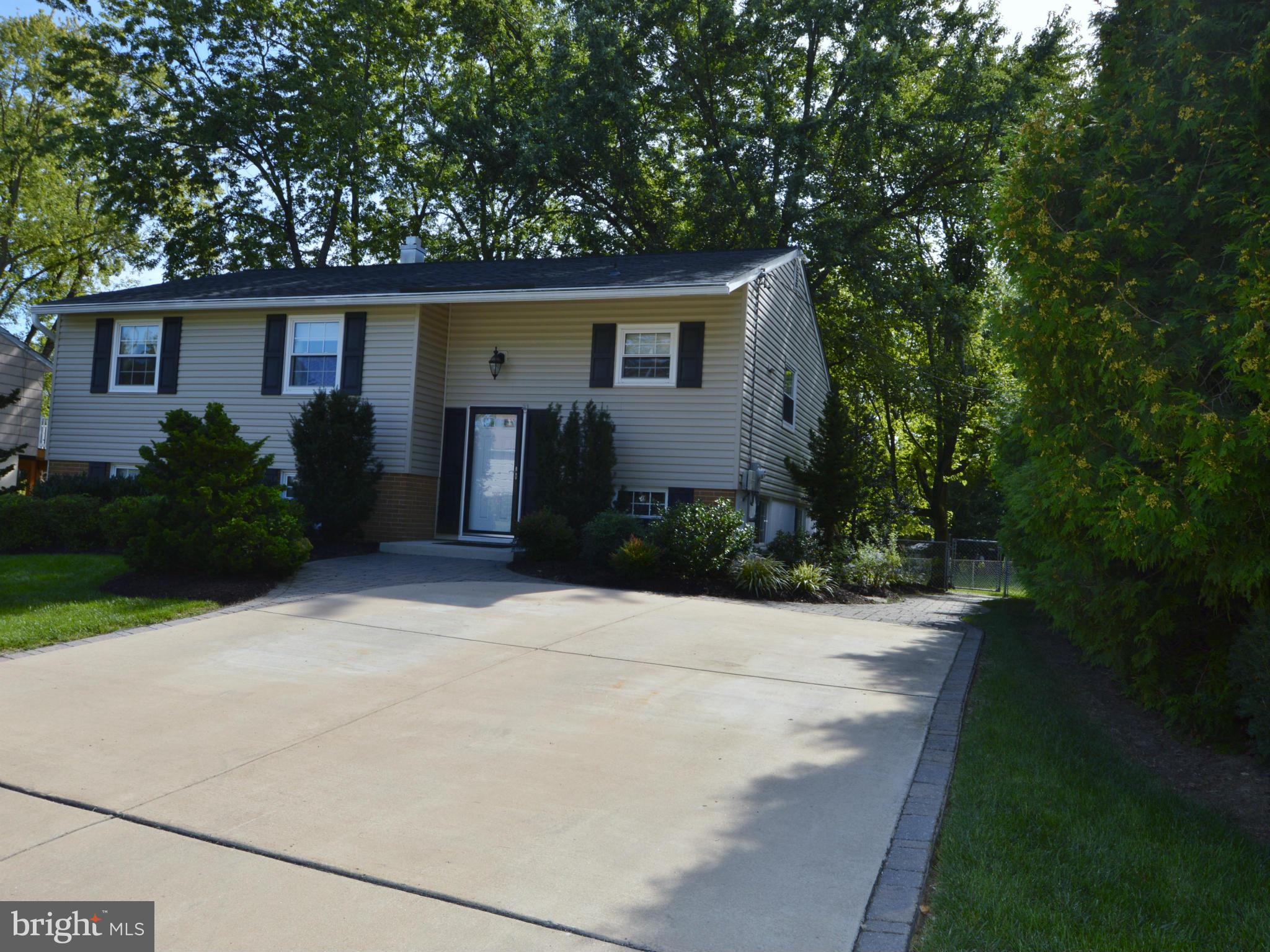 302 Norgulf Road Reisterstown, MD 21136 - Photo 28 of 29 Exterior (Front)
