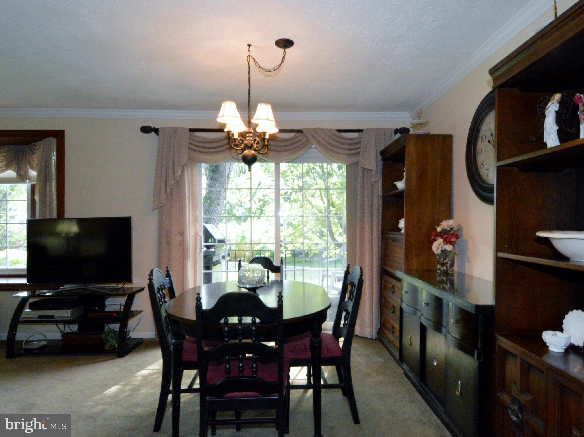 302 Norgulf Road Reisterstown, MD 21136 - Photo 8 of 29 Dining Room