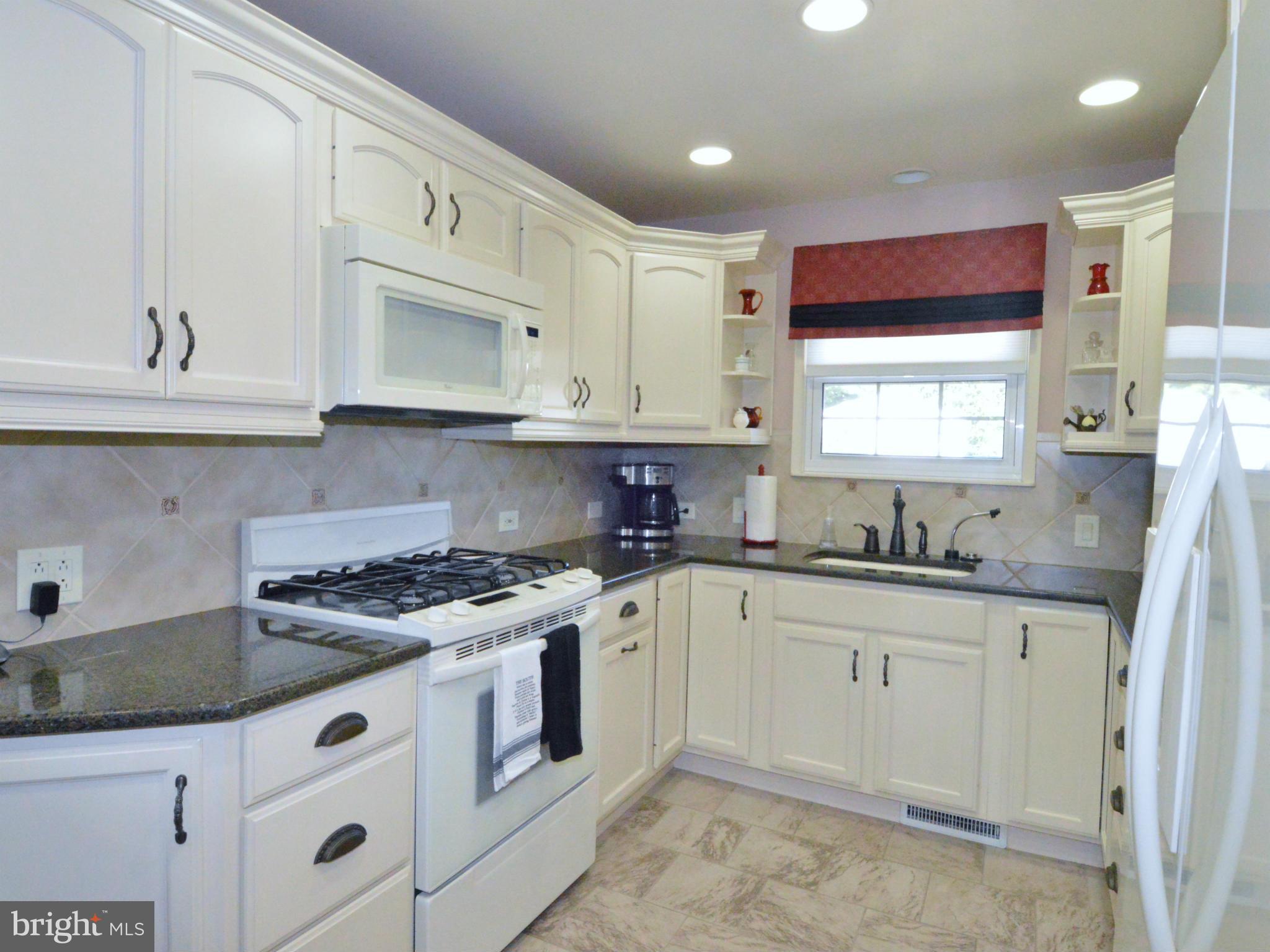 302 Norgulf Road Reisterstown, MD 21136 - Photo 9 of 29 Kitchen
