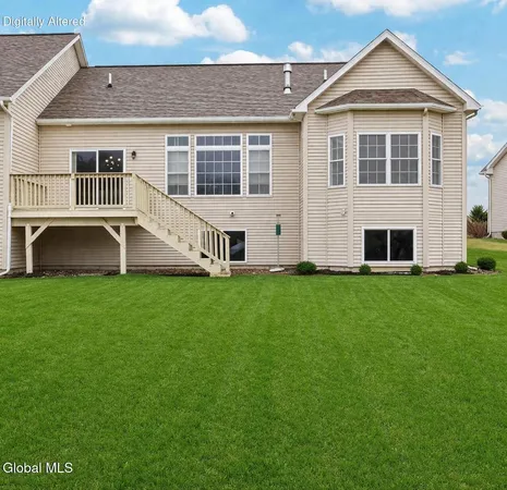 $525,000 | 15 Rosemore Place, Halfmoon, NY 12118