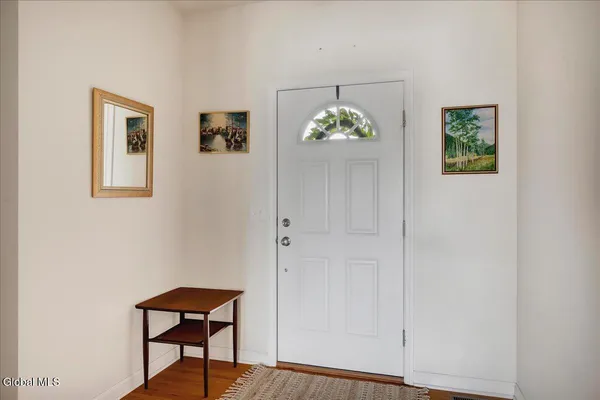 $525,000 | 15 Rosemore Place, Halfmoon, NY 12118